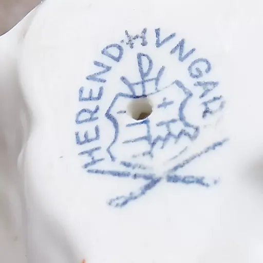 Фигурка "Нильс с гусем в руках" - View 3