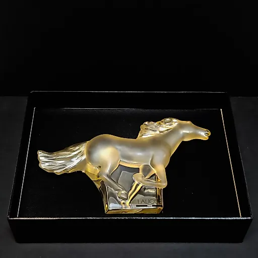 Скульптура "Конь" янтарный - View 8