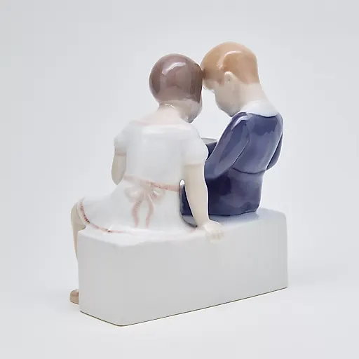 Фигурка "Несправедливое обращение" - View 7