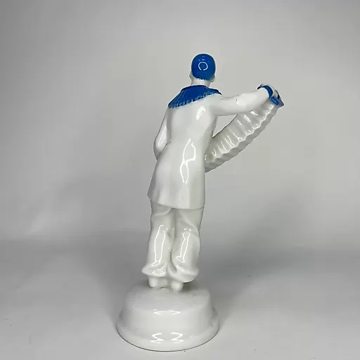 Статуэтка "Пьеро с гармонью" 1920е гг - View 5