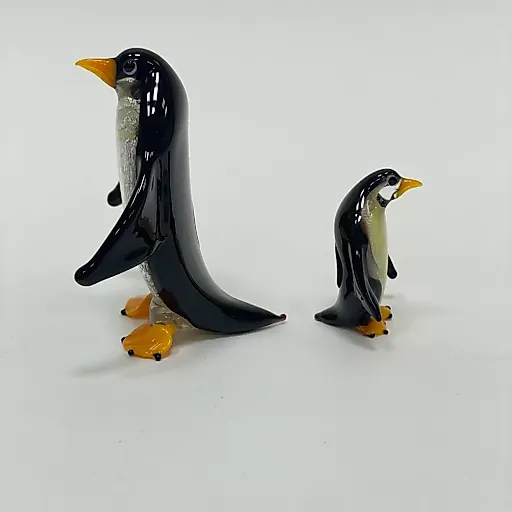 Пара пингвин и пингвиненок - View 4