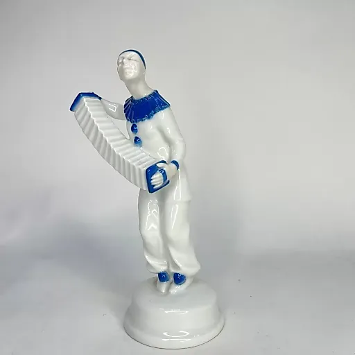 Статуэтка "Пьеро с гармонью" 1920е гг - View 2