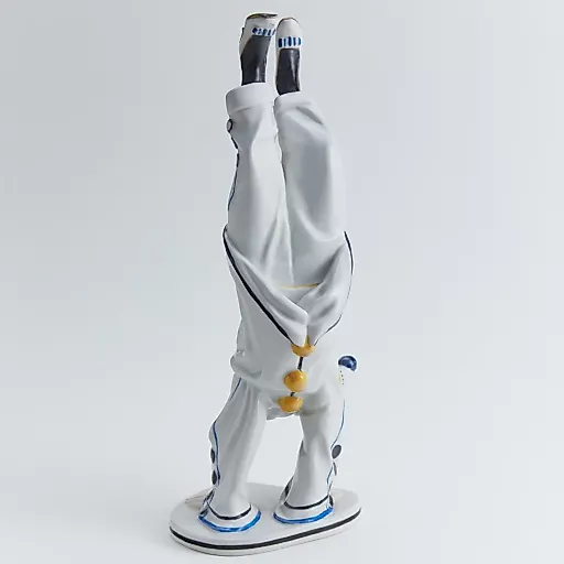 "Пьеро, стоящий на руках". - View 4