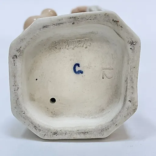 Статуэтка "Женщина с кувшином " 1810-30 гг мануфактура Ф.Я. Гарднера - View 5