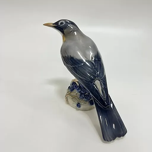 Статуэтка Белобровик на ветке с ягодами Роял Копенгаген 1935-1949 гг. - View 5