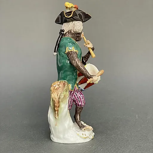 Статуэтка "Обезьяна барабанщик" №14 в серии обезьяний оркестр 2012 г Германия - View 2