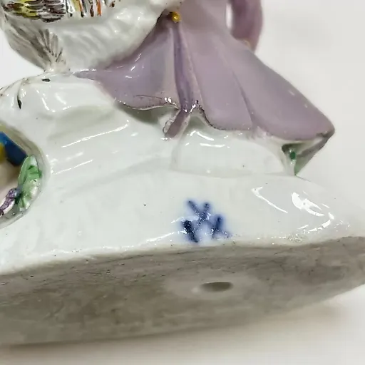 Коллекционная редкая статуэтка Юноша с петухом 1750-1755 - View 7