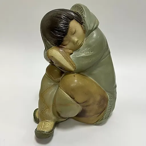 Фигурка СПЯЩИЙ МАЛЬЧИК ЭСКИМОС 1977 Лладро - View 2