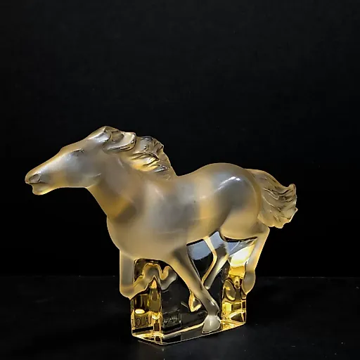 Скульптура "Конь" янтарный - View 4