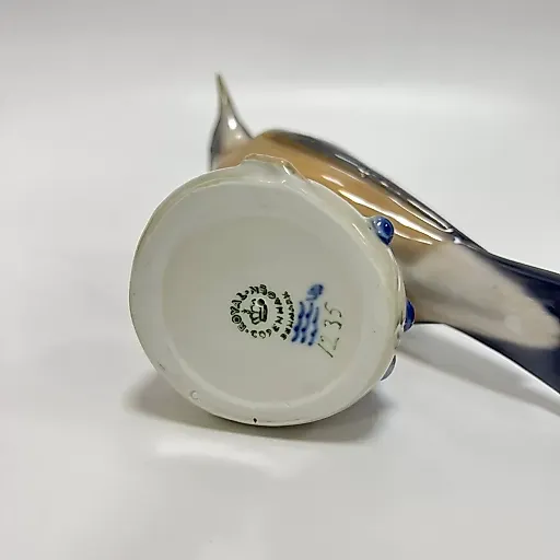 Статуэтка Белобровик на ветке с ягодами Роял Копенгаген 1935-1949 гг. - View 6