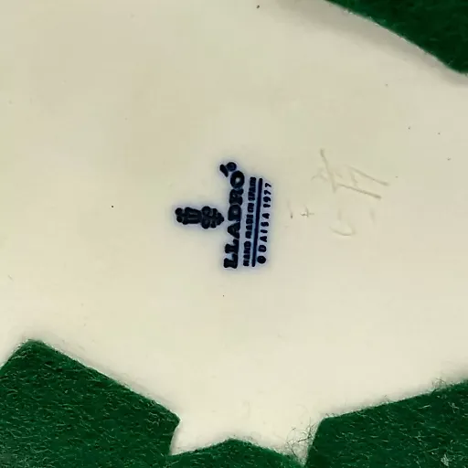 Фигурка СПЯЩИЙ МАЛЬЧИК ЭСКИМОС 1977 Лладро - View 7