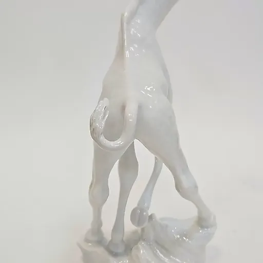 Фигурка Жираф прыгающий влево 1955 г - View 5