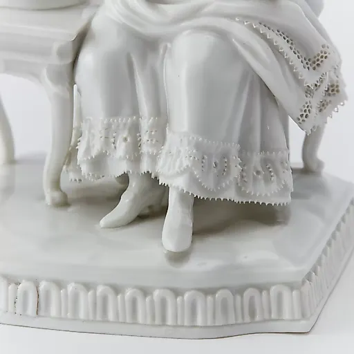 Фарфоровая немецкая статуэтка "Аллегория осязания" - View 5