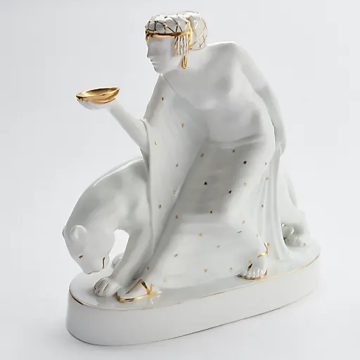 Антикварная фарфоровая статуэтка "Вакханка" - View 2