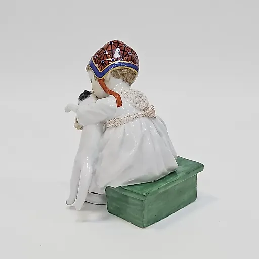 Фигурка «Девочка с котенком» 1924-34гг - View 4