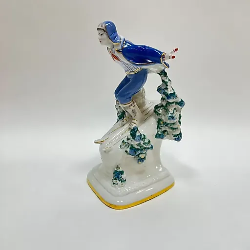 Скульптура «Лыжник» Дмитровский фарфоровый завод СССР 1950-е гг. - View 4