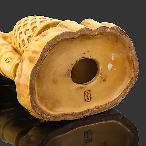 Фаянсовая статуэтка "Птичница" с росписью, Япония, первая половина XX века - View 4