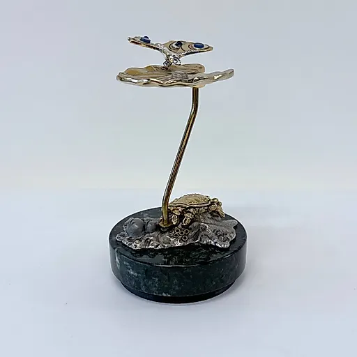 Металлическая скульптура «Бабочка на кувшинке» — Франк Майслер, Англия - View 4