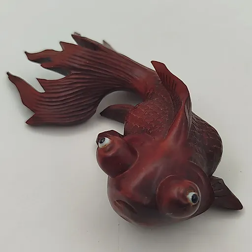 Резная деревянная статуэтка «Золотая рыбка» с пластиковыми глазами, Китай, середина XX века - View 3