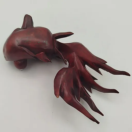 Резная деревянная статуэтка «Золотая рыбка» с пластиковыми глазами, Китай, середина XX века - View 4