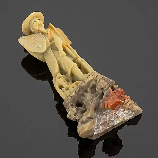 Резная статуэтка "Старец с рыбой" из мыльного камня, Китай, середина XX века - View 2