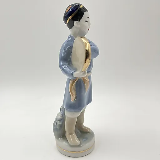Фарфоровая статуэтка «Узбек с бубном» скульптора Малышевой, Дулевский завод, СССР, 1958 год - View 2