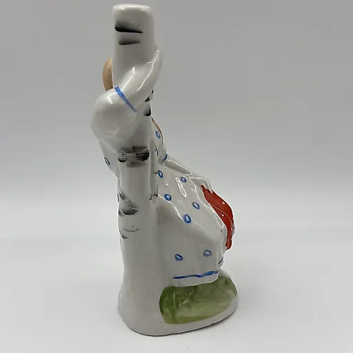 Фарфоровая статуэтка «Девушка у березы» с росписью, Бронницкий завод «Возрождение», СССР, 1960-1980 гг. - View 4