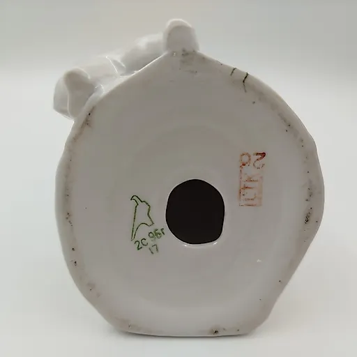 Фарфоровая статуэтка «Дама с собачкой» скульптора Бржезицкой, Дулевский завод, 1996 год - View 5