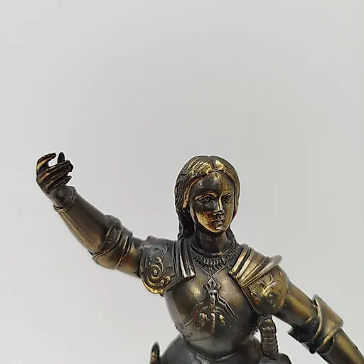 Статуэтка Жанна д'Арк из литого металла, Франция, 2010-е годы - View 2