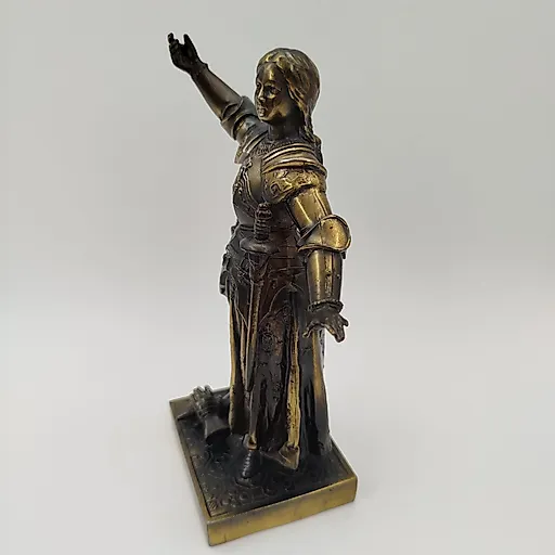 Статуэтка Жанна д'Арк из литого металла, Франция, 2010-е годы - View 3