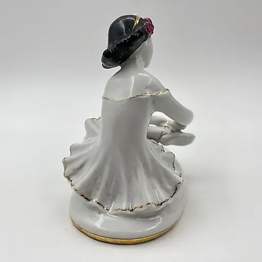 Фарфоровая статуэтка 'Маленькая балерина' С.Б. Велихова, ЛФЗ, СССР, 1960-1980 гг. - View 2