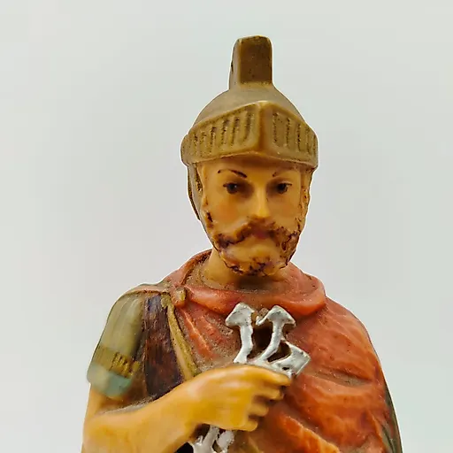 Статуэтка римского легионера из композитного материала с росписью, Италия, 2010-е годы - View 2