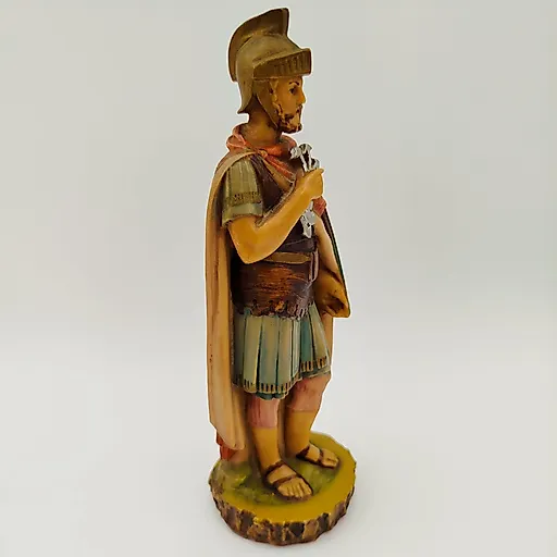 Статуэтка римского легионера из композитного материала с росписью, Италия, 2010-е годы - View 5