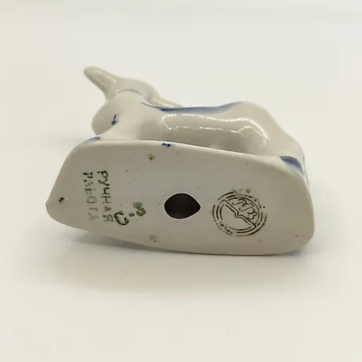 Фарфоровая статуэтка «Козлёнок с колокольчиком», Речицкий завод (Гжель), СССР, 1970-е - View 5