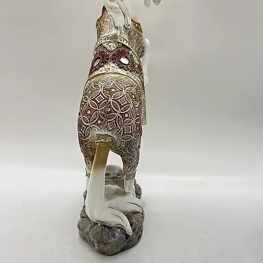 Статуэтка 'Конь на дыбах' из композитного материала с золочением, Китай, 2000-2020 гг. - View 3