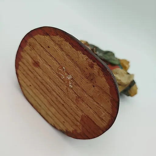 Скульптура "Бродяга" из композитного материала с росписью и деревянными элементами, Европа, 2000-2015 гг. - View 4