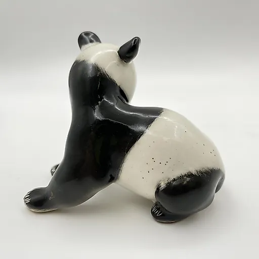 Фарфоровая статуэтка Панда, автор П.П. Веселов, ЛФЗ, СССР 1970-е - View 3