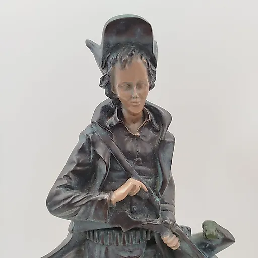 Статуэтка "Охотник" из композитного материала с росписью, Азия, 2010-2015 гг. - View 2