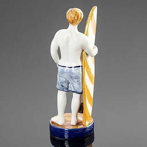Фаянсовая статуэтка "Серфингист" авторства Н.И. Туленковой, Конаковский завод, Россия - View 2
