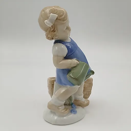 Фарфоровая статуэтка "Девочка с корзиной и лейкой", Heinz & Co., ГДР, 1950-1970-е гг. - View 2