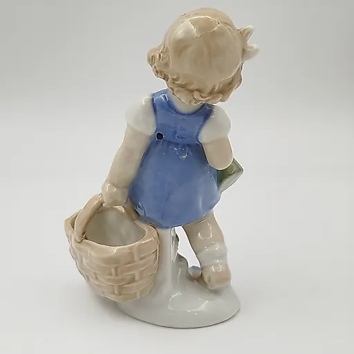 Фарфоровая статуэтка "Девочка с корзиной и лейкой", Heinz & Co., ГДР, 1950-1970-е гг. - View 3