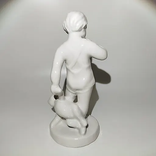 Фарфоровая статуэтка "Мальчик с мишкой" авторства Л. Клименковой-Краузе, Первомайский завод (СССР) - View 3