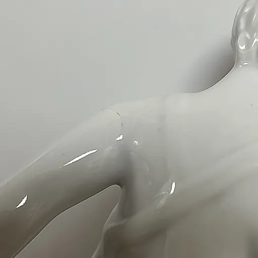 Фарфоровая статуэтка "Мальчик с мишкой" авторства Л. Клименковой-Краузе, Первомайский завод (СССР) - View 8