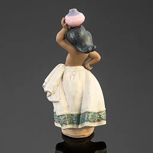 Фарфоровая статуэтка Lladro 'Девушка с кувшином', Испания, 1980-1995 гг. - View 2