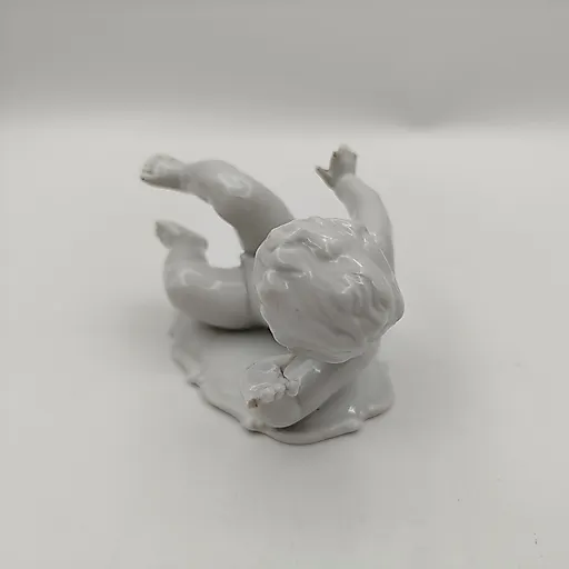 Фарфоровая статуэтка "Путти с мячом", VEB Schaubach Kunst Lichte-Wallendorf, Западная Европа, 1950-е - View 4