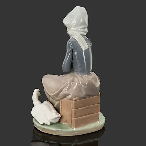 Фарфоровая статуэтка Lladro "Девочка с утятами", Испания, 1974-1990 гг. - View 3