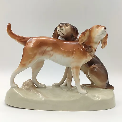 Фарфоровая статуэтка "Охотничьи собаки" с аэрографией, Royal Dux, Чехия, 1980-1993 гг. - View 2