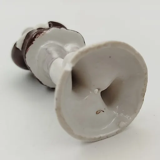 Фарфоровая статуэтка "Девочка в шубке" (Укутыш), Райпромкомбинат Бронницы, СССР, 1940-1950-е - View 4