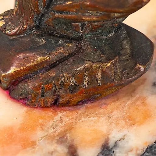 Латунная скульптура 'Обнаженная девушка и медведь', литье с камнем, Западная Европа, середина XX века - View 4