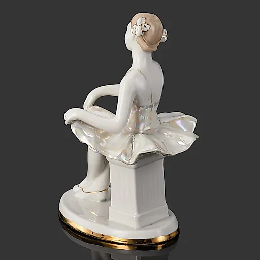 Фарфоровая статуэтка 'Сидящая балерина' Ольги Артамоновой, ДФЗ Вербилки, СССР, 1950-е - View 3